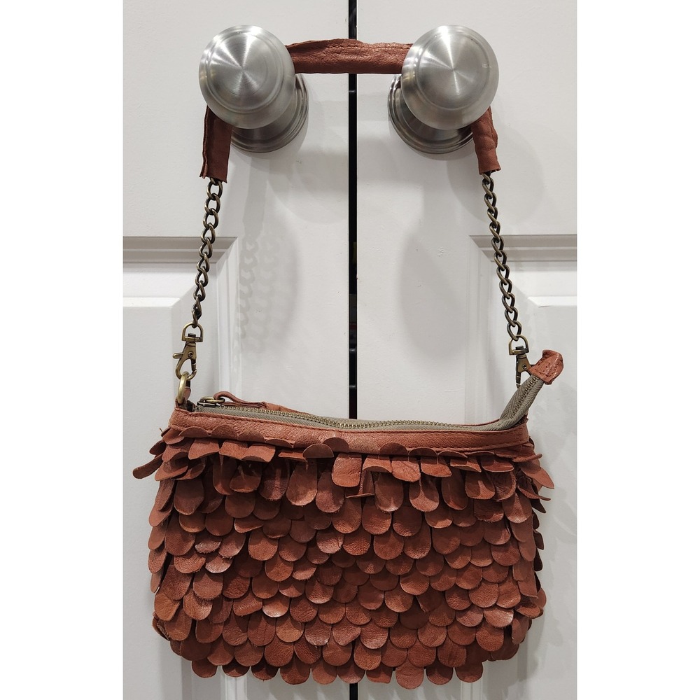 Jesslyn Blake Brown Faux Leather Petal Applique Chain‎ Strap Shoulder Bag Purse